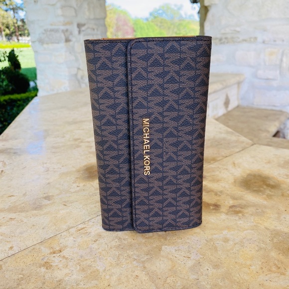 NWT Michael Kors Gilly Drawstring Laptop MK&wallet - Picture 11 of 15